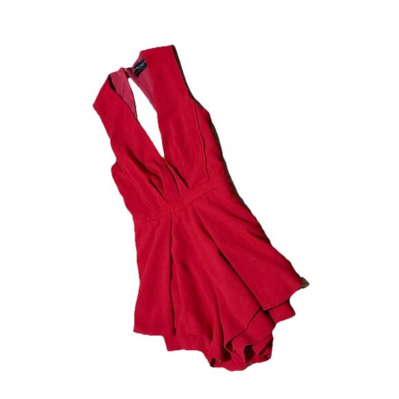 Akira Chicago Sexy Red Romper Sz Small Flowy Backless Plunge V Neck Jumpsuit - Picture 1 of 8
